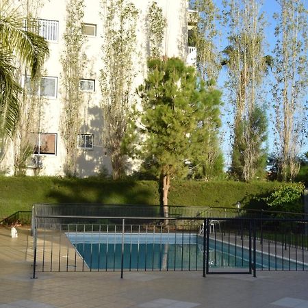 Raise Cosy Studio With Pool In ลิมาซอล ภายนอก รูปภาพ